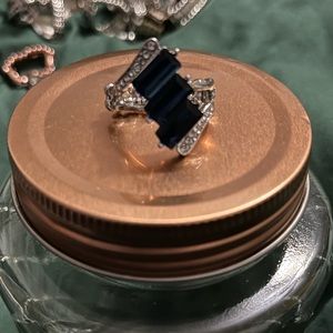 Paparazzi Rings- Stretchable band
All paparazzi Jewelry- 3 for $10